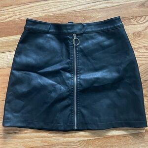 Woman’s Forever 21 Black Mini Skirt